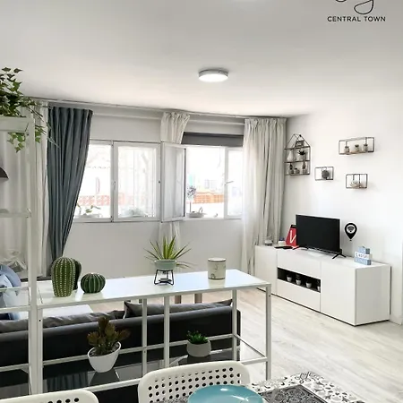 Διαμέρισμα B-rent Sinergia Amazing 2 Bedrooms Κοραλέχο